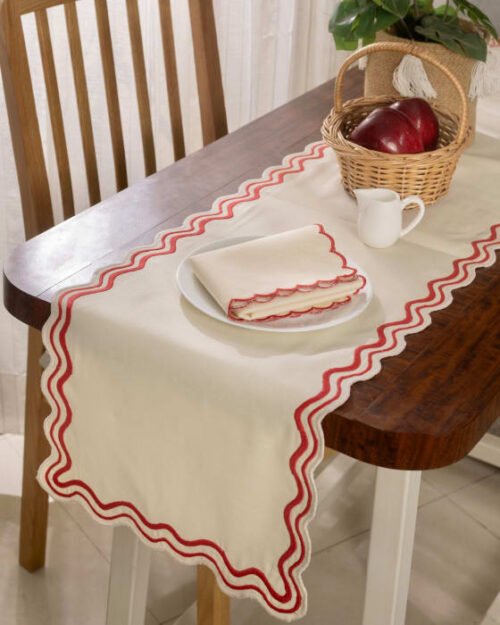 Ripple Scalloped Table Runners